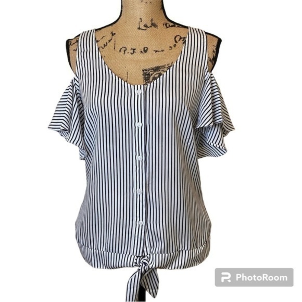 VENUS Black and White Striped Cold-Shoulder Button-Down Top